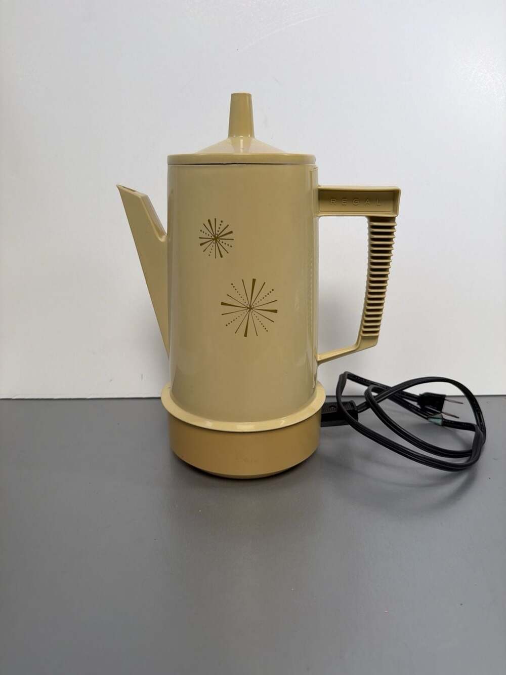 Vintage Regal Electric Coffee Percolator Starburst Atomic MCM Tan 8 Cup